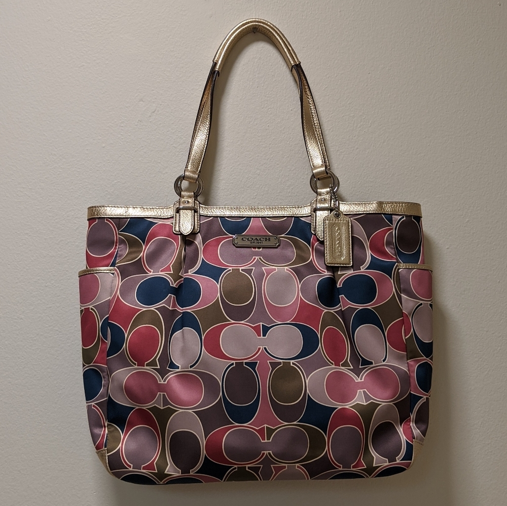 C O A C H  Scarf Print Purse